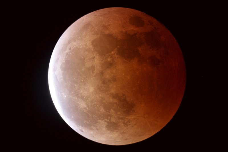 Mondfinsternis4 3.03.07 1Uhr01.jpg